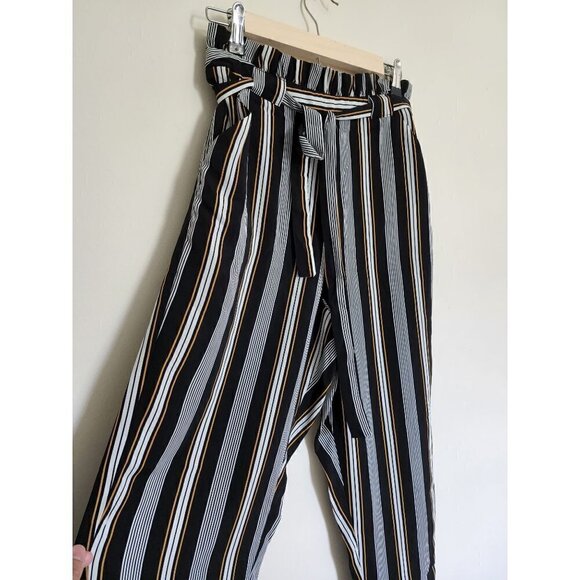 Zumies Love Fire NWT belted striped paperbag pants size small - Picture 8 of 8
